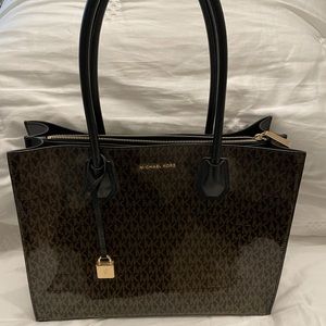 Michael Kors Tote